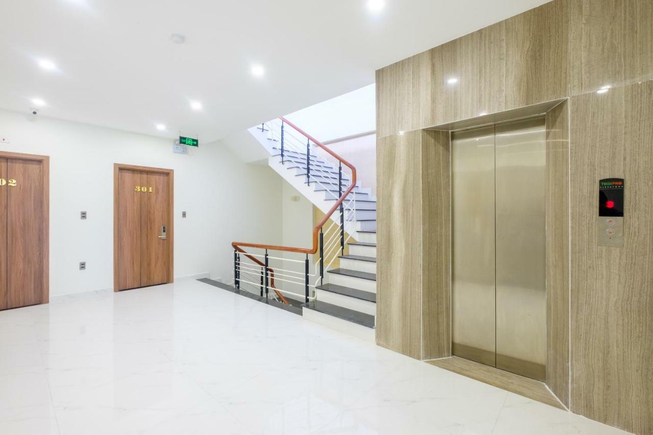 Oyo 212 Luxury Hotel Đà Nẵng Exterior foto